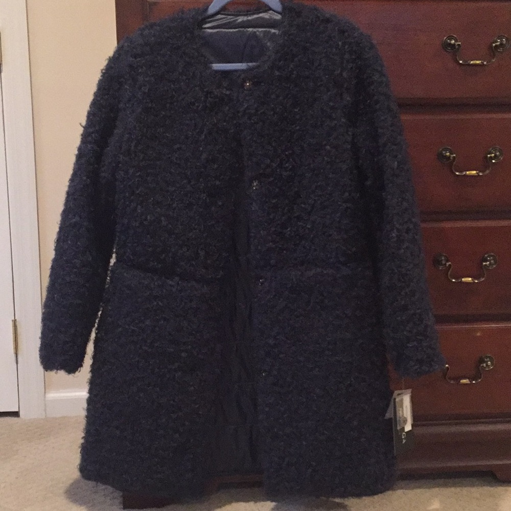 Never been worn navy Via Spiga reversible jacket